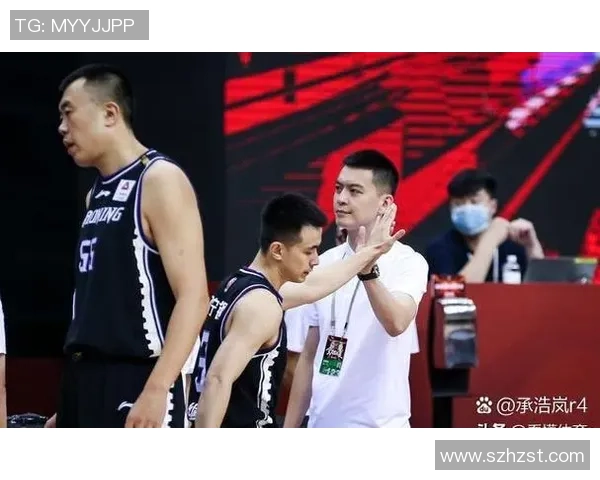 杭州篮球队战术解析:如何在比赛中提升团队协作与攻防效率